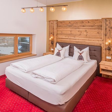 Hotel Platzwirt Раурис Экстерьер фото